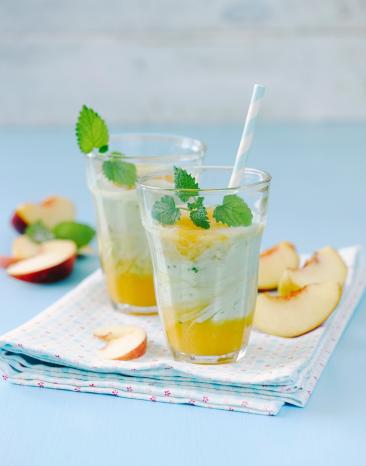 Aprikosen-Pfirsich-Joghurtdrink