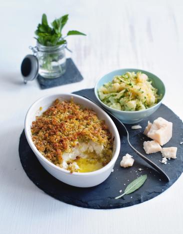 Kabeljau mit Kräuter-Parmesankruste und Zucchini-Stampfkartoffeln