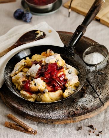 Kaiserschmarren mit Zwetschgenröster