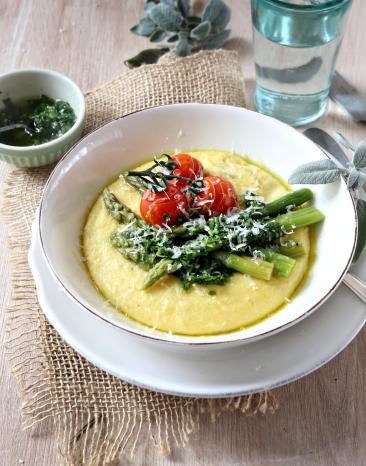 Salbeipolenta mit Gremolata
