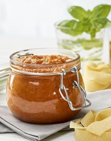 Gemüsesugo in einem Einmachglas