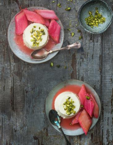 Pannacotta mit Rhabarberkompott