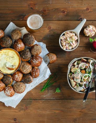 Laugen-Partysonne mit Ofenkäse