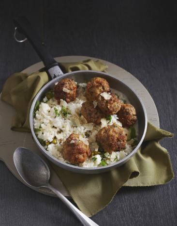 Weißweinrisotto mit Pistazien und Wildschweinhackbällchen