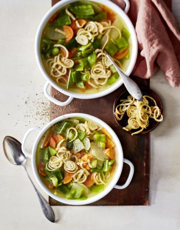 Zuckerschoten-Eintopf mit Käse-Flädle