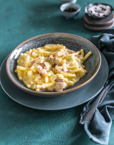Käse-Schinken-Makkaroni mit Lauch