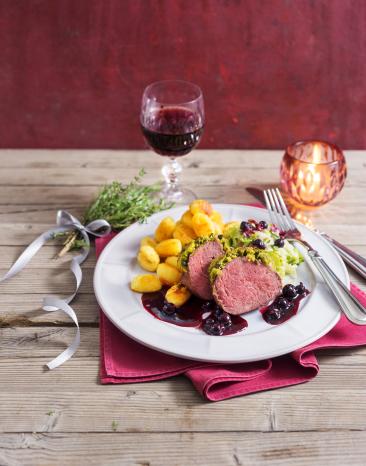 Sous-Vide-Rinderfilet mit Gnocchi und Rahmwirsing