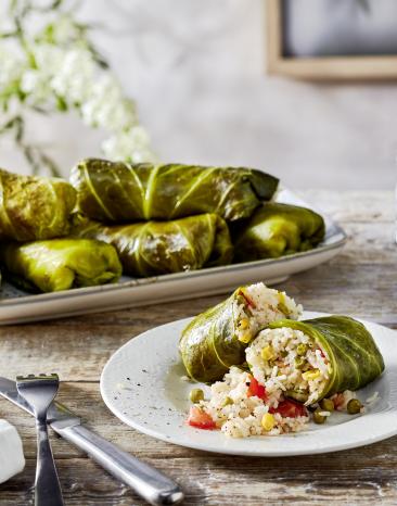 Spitzkohl-Rouladen mit Reisfüllung