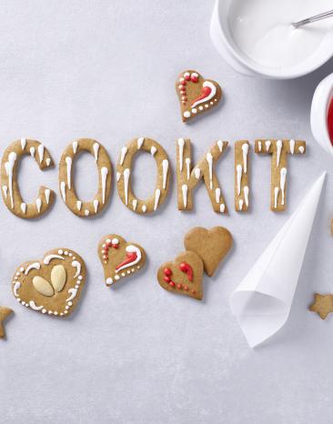 Mit Lebkuchen Cookit geschrieben.