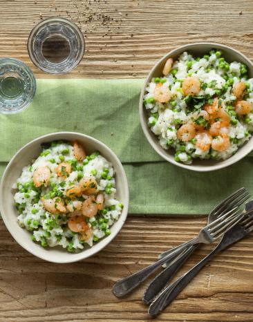Erbsen-Risotto mit Knoblauch-Garnelen