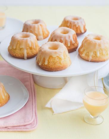 Mini-Eierlikör-Gugelhupfe