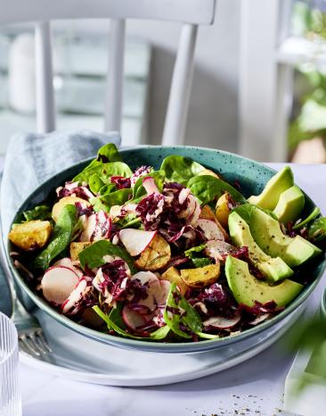 Spinat-Radieschen-Salatbowl