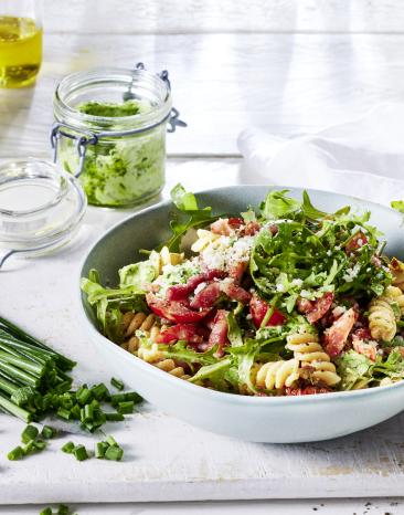 Schneller Nudelsalat mit Bacon