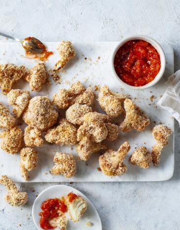 Blumenkohl-Nuggets mit Süß-Sauer-Dip