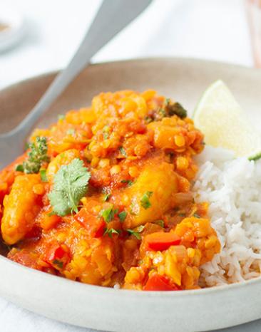 Curry mit Gemüse und roten Linsen