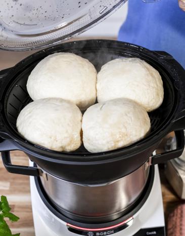 Germknödel gegart im Cookit.