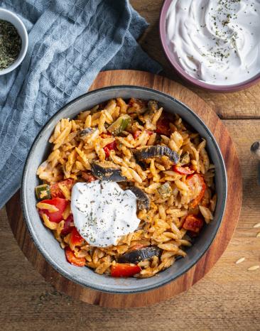 Kritharaki Rezept mit Aubergine und Zucchini.