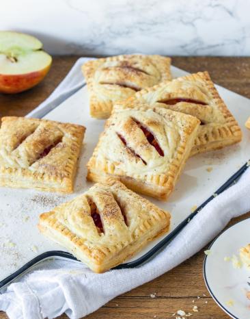 Apfeltaschen mit Blätterteig