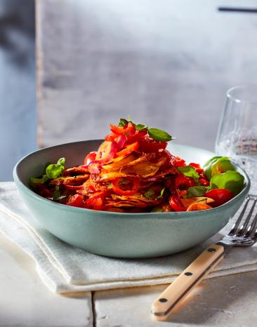 Ofenkartoffelsalat mit Tomaten und Basilikum