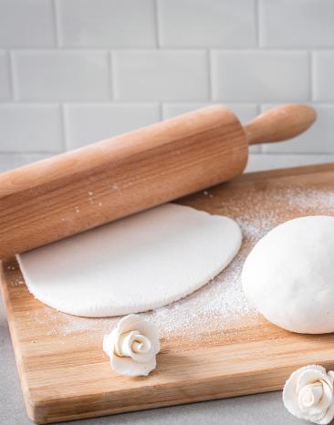 Hellen Fondant selber machen.