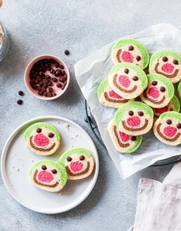 Bunte Clown Kekse mit Gesicht