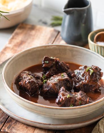 Ochsenbäckchen in Rotweinsauce