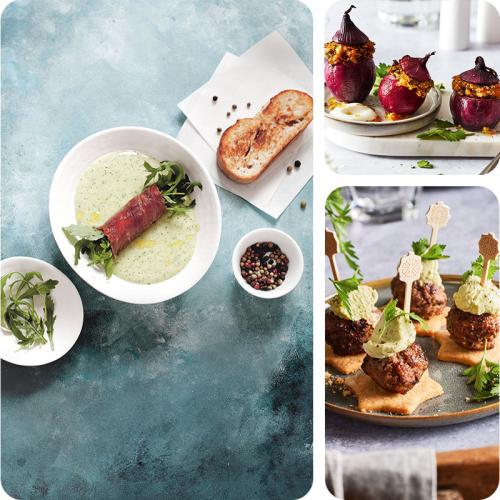 Rucolasuppe mit Schinkenröllchen, Parmesankekse mit Oliven-Hackbällchen und gefüllte Zwiebeln mit Hirse.